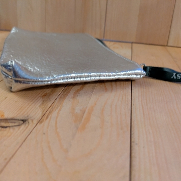 Ipsy Silver Cosmetic Bag - Picture 5 of 5